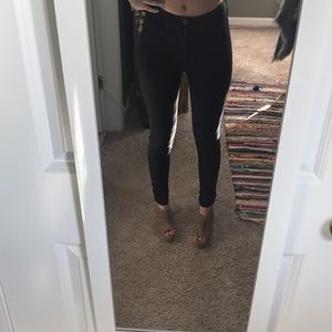 Black Skinny Jeans